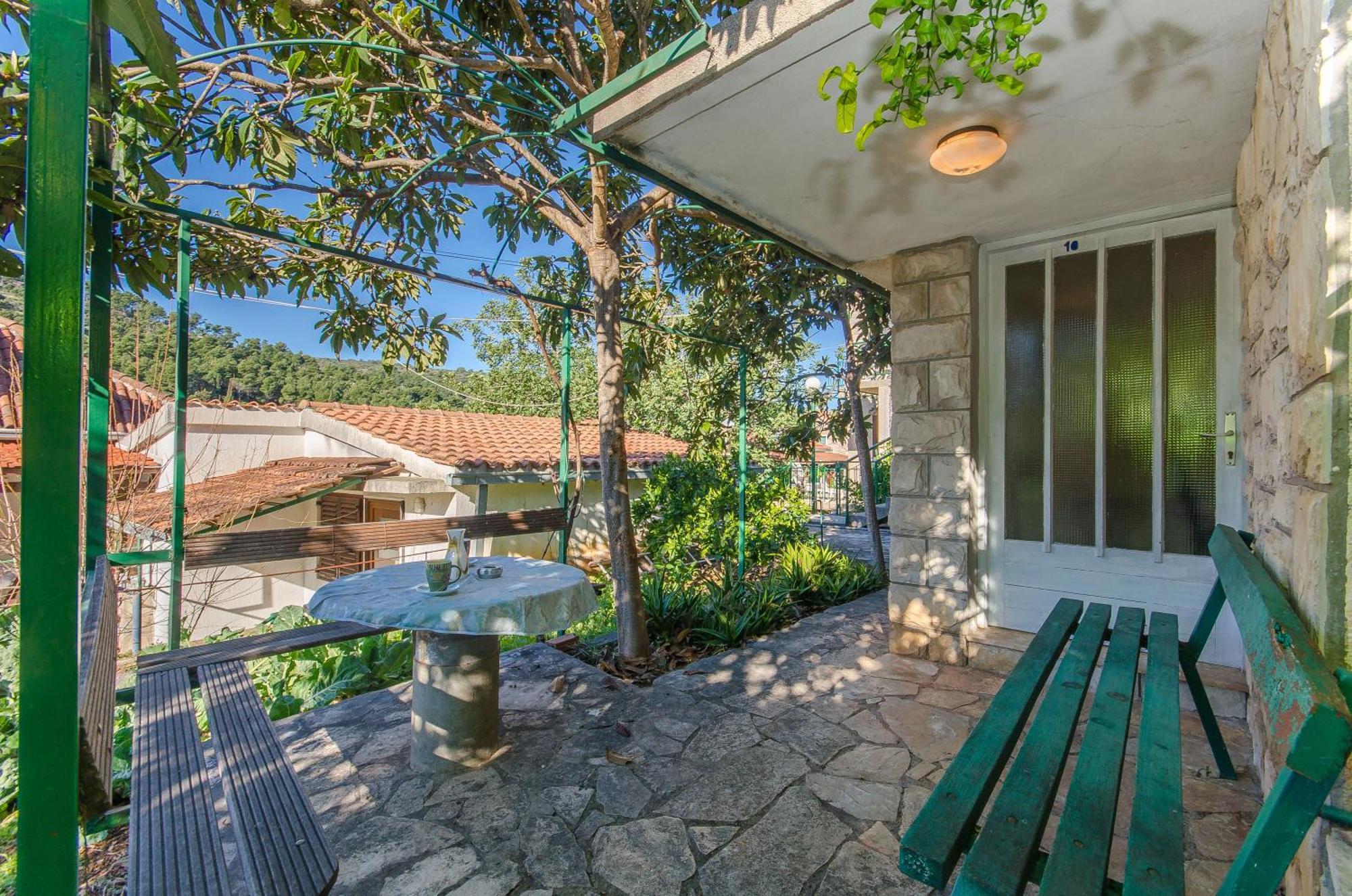 Studio Apartments Klara And Rio Stomorska Dış mekan fotoğraf